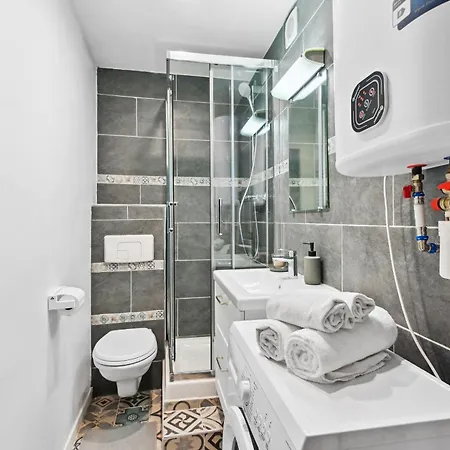 Bnbnova - Le Marais Apartment
